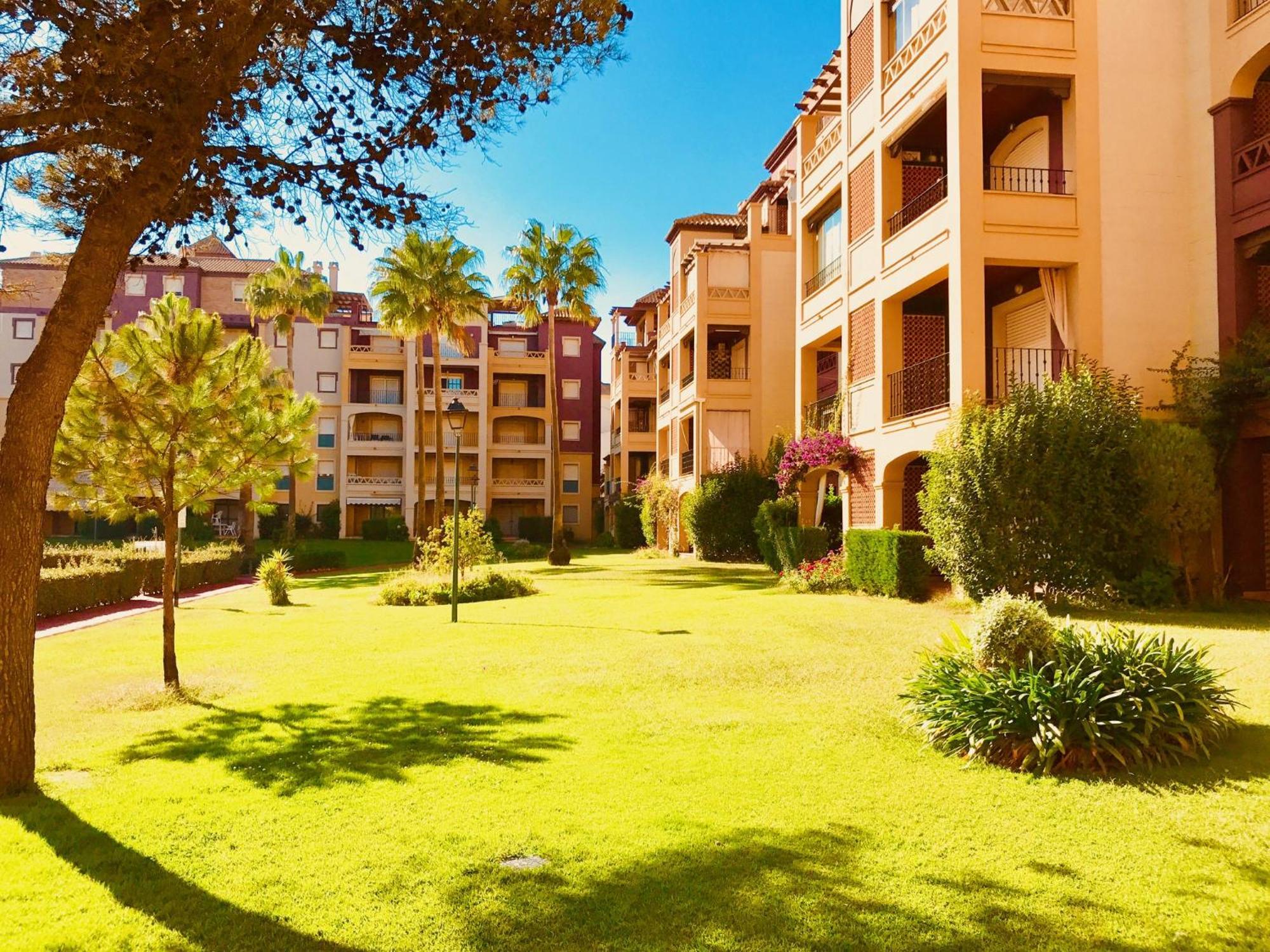Alcaudon Apartment Исла Канела Екстериор снимка